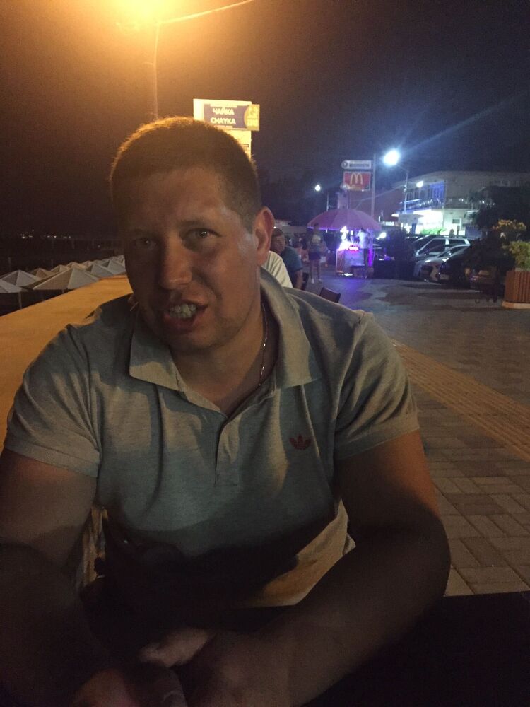  46168985  Dima, 41 ,    