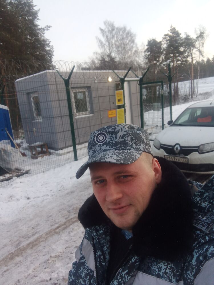  48206495  , 32 ,    