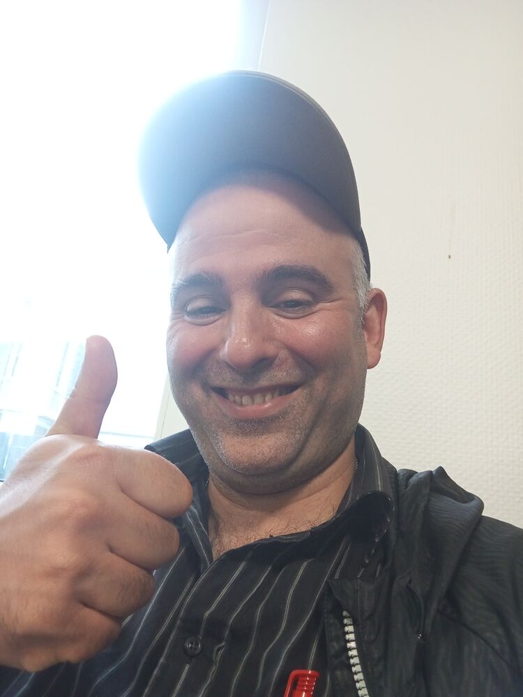  51222515  , 44 ,    Essen