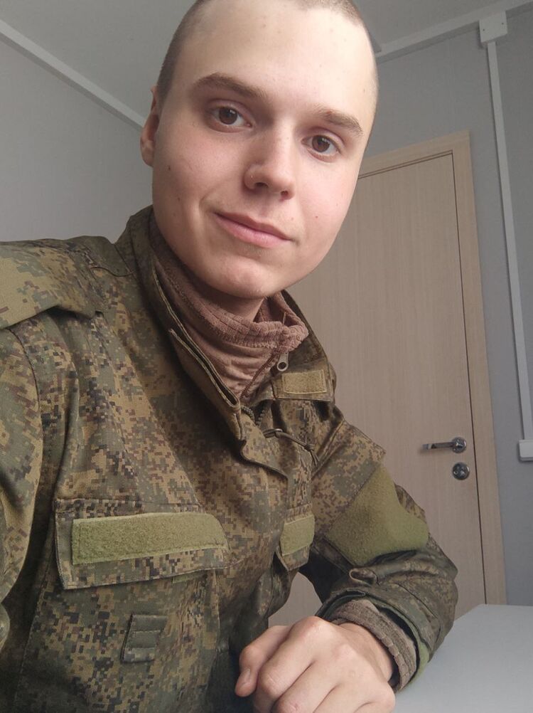  40321225  , 23 ,    -