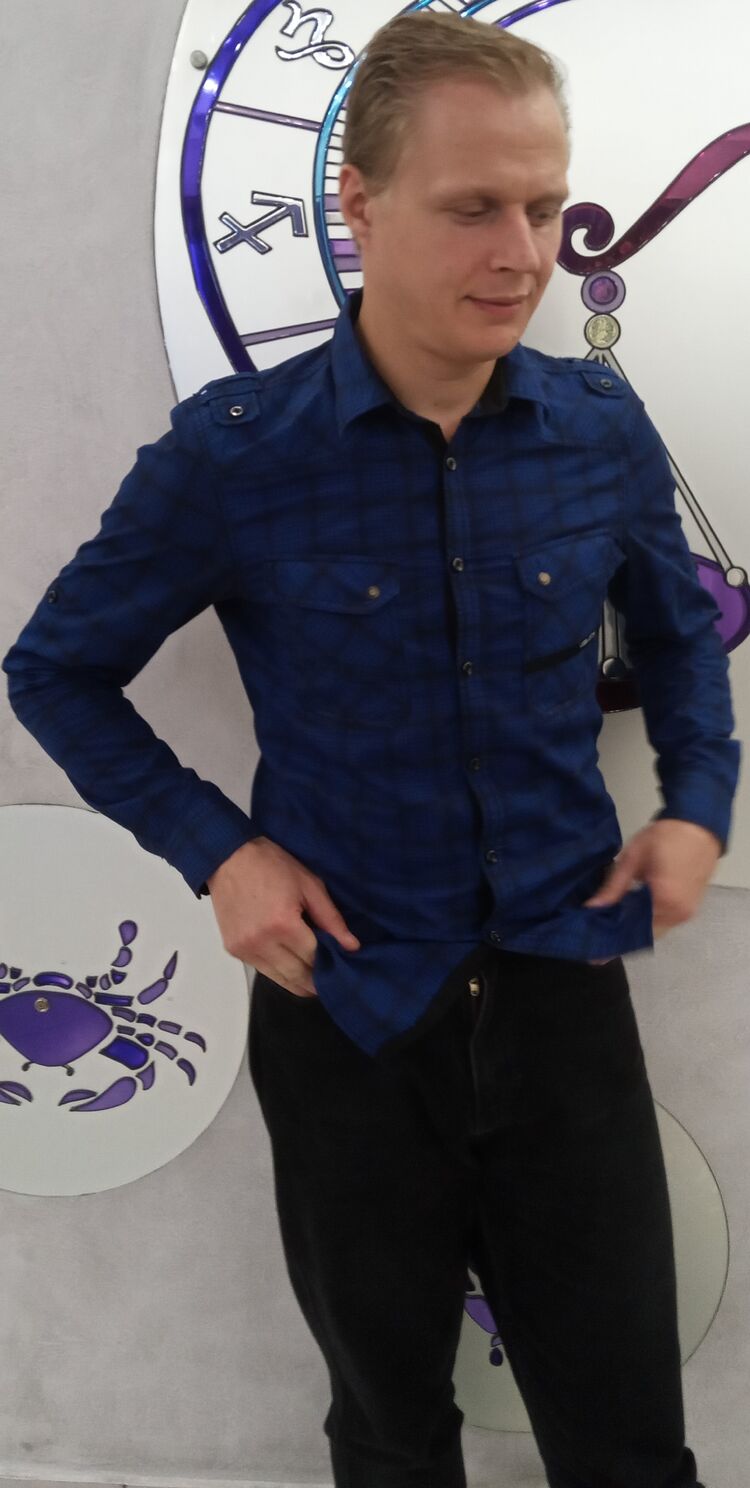  29408415  Oleg, 35 ,    