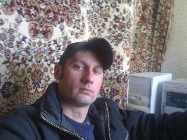  6595225  DEN  KONONOV, 42 ,    