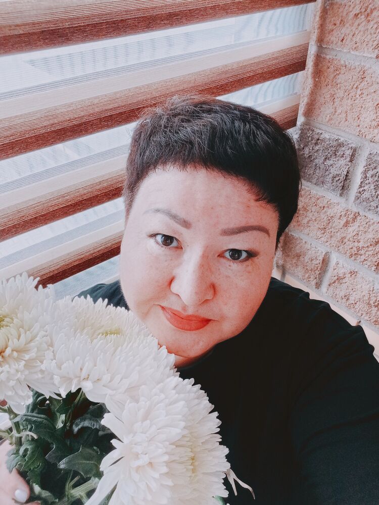  ,   Regina, 47 ,   ,   