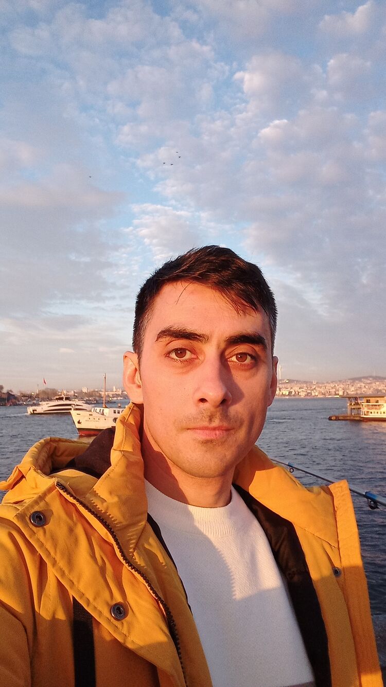 Aydin,   , 38 ,   ,   