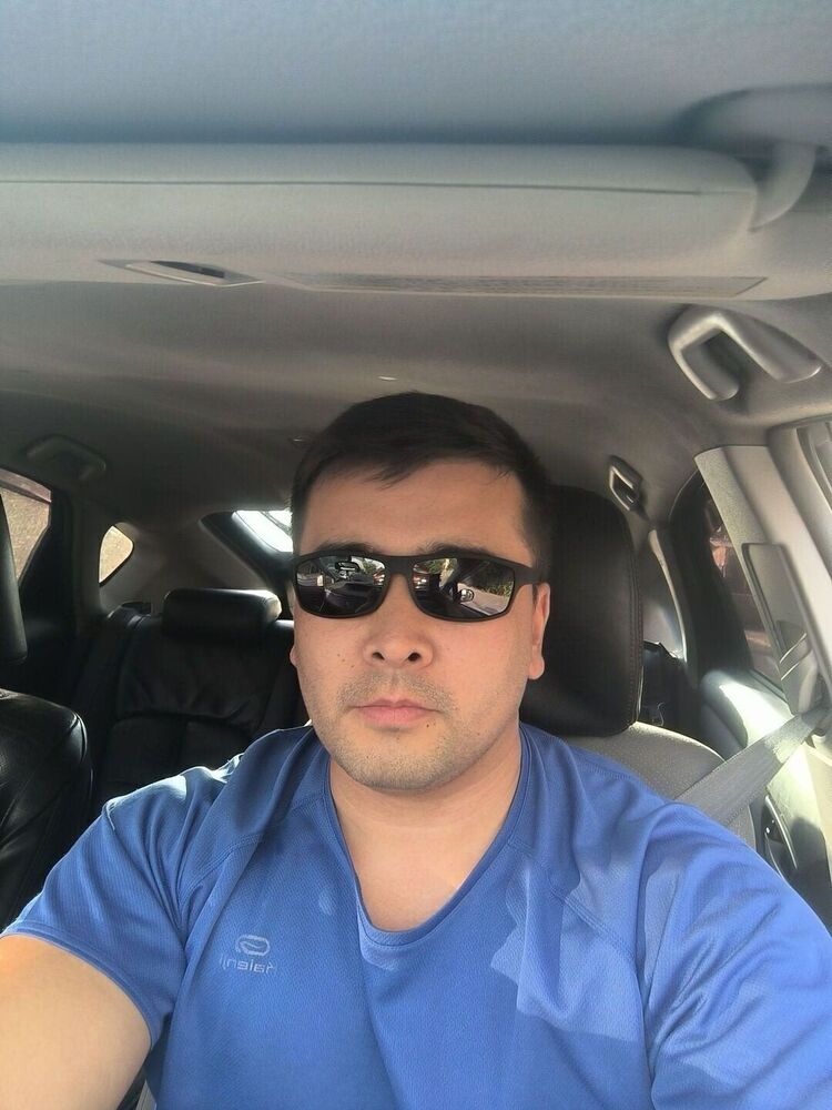  Frankfurt am Main,   Men, 34 ,   ,   