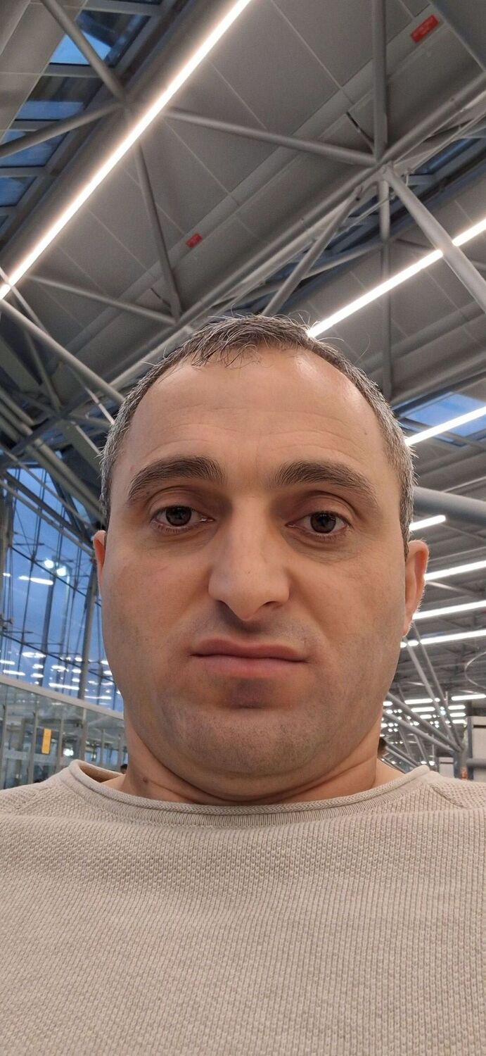  53988425  , 39 ,    
