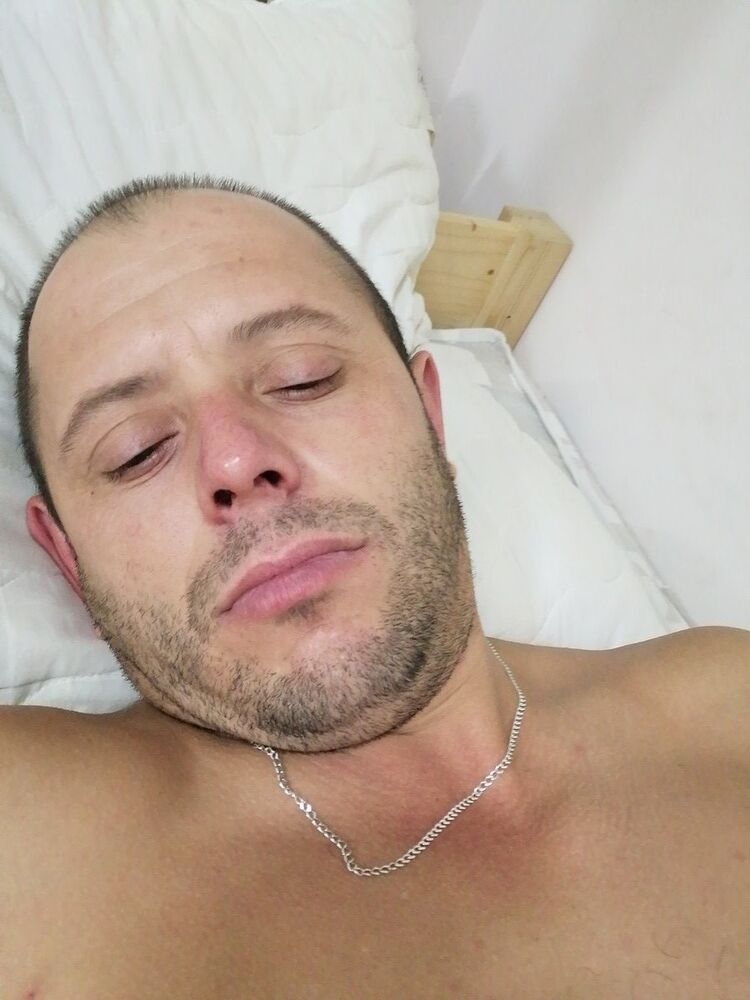  -,   Andrei, 42 ,   ,   , c 