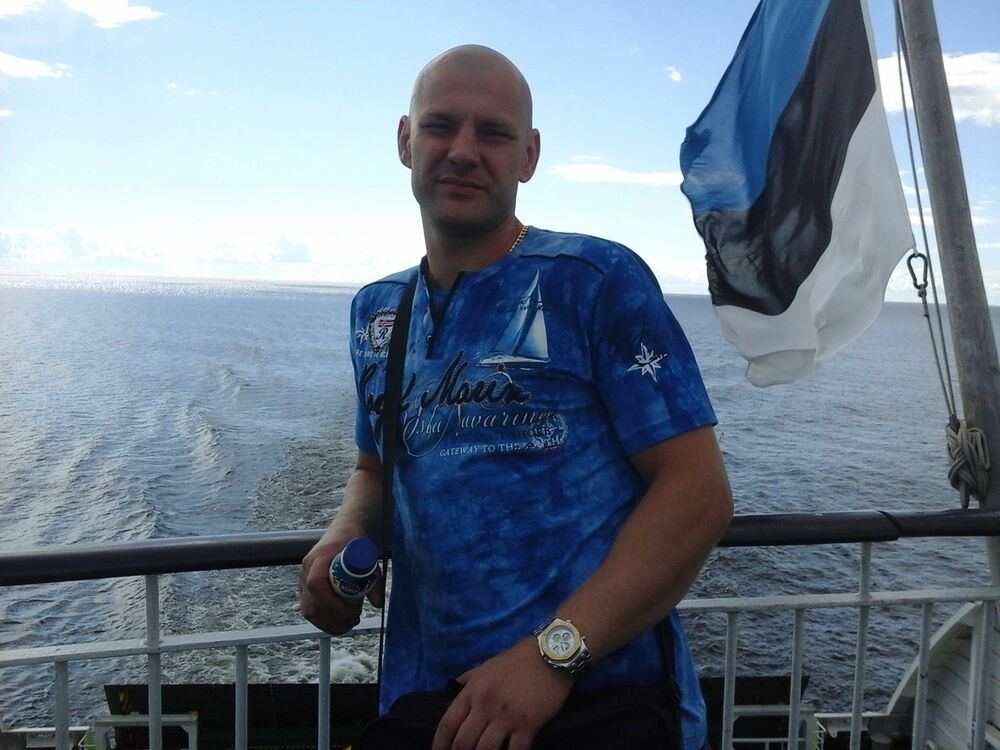  ,   Aleksandr, 42 ,   ,   , c , 