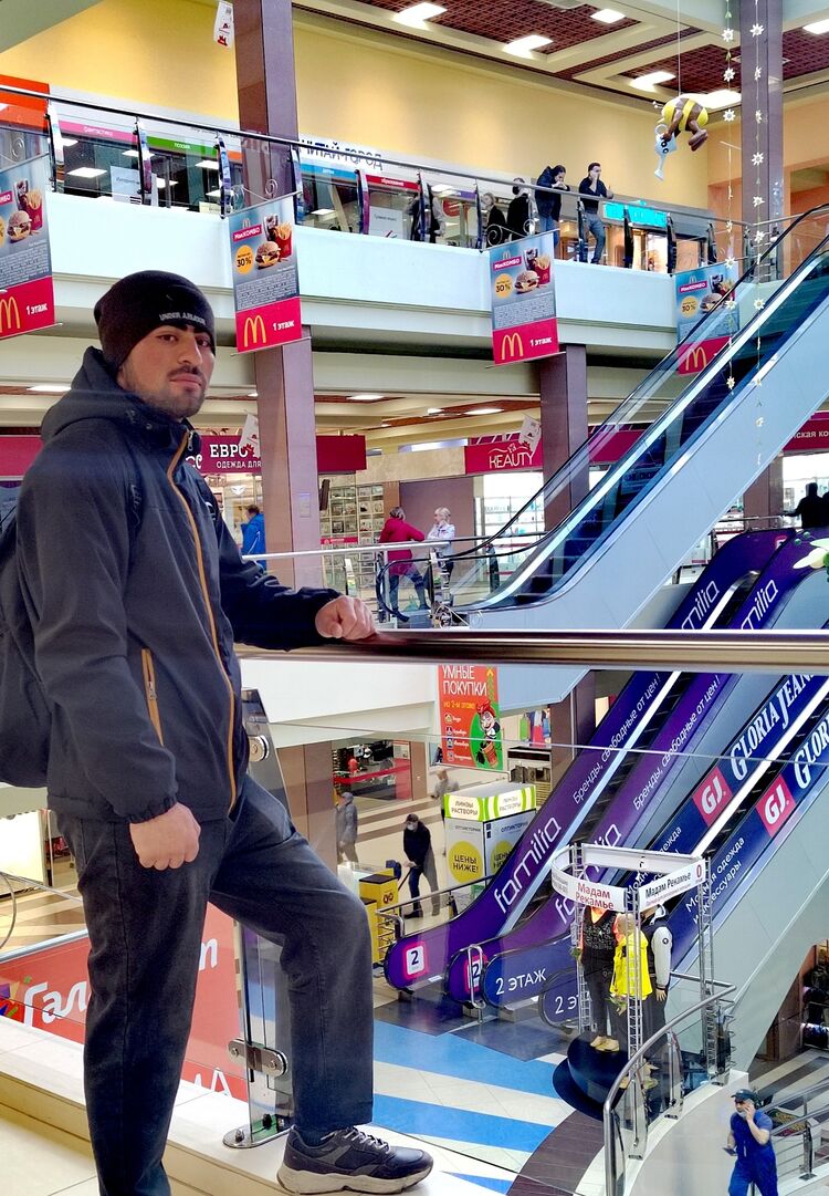  26876035  Bakha, 28 ,    