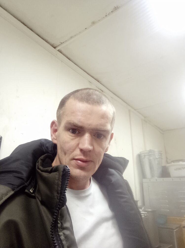  33654675  , 39 ,    