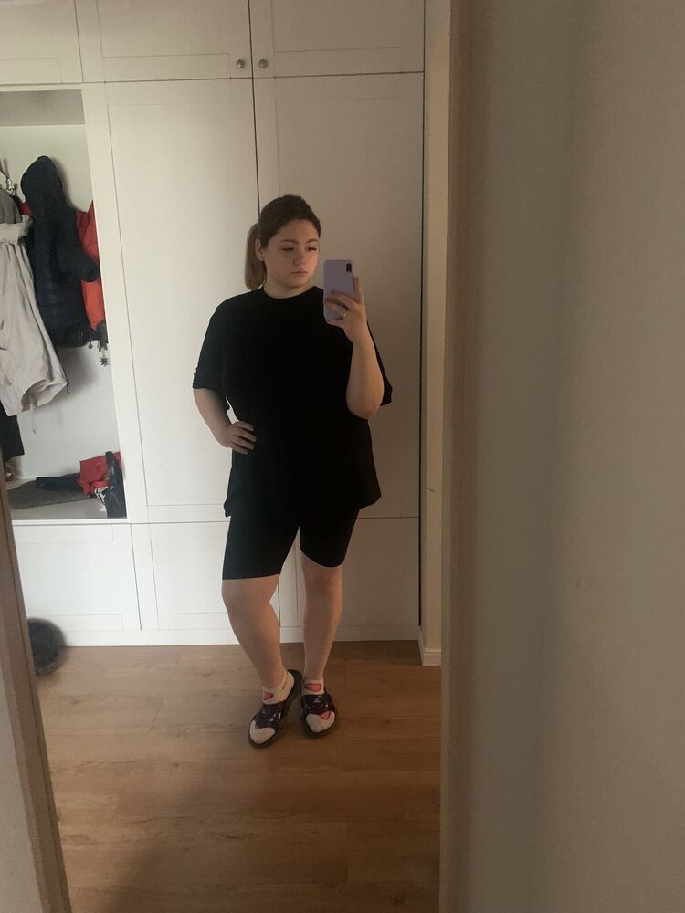  43563595  , 24 ,    -