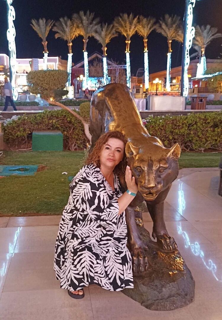  53163625  Tatiana, 49 ,    Abenberg