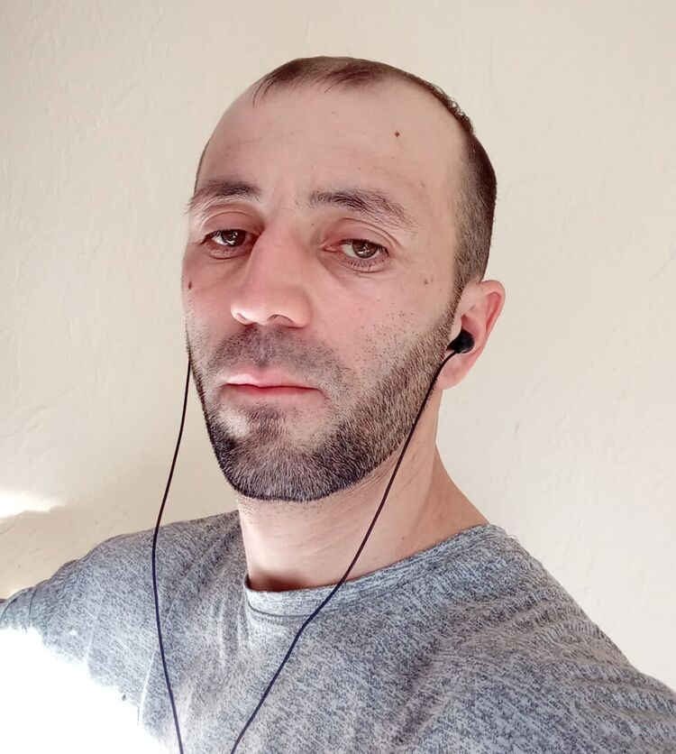  49391585  , 34 ,    --