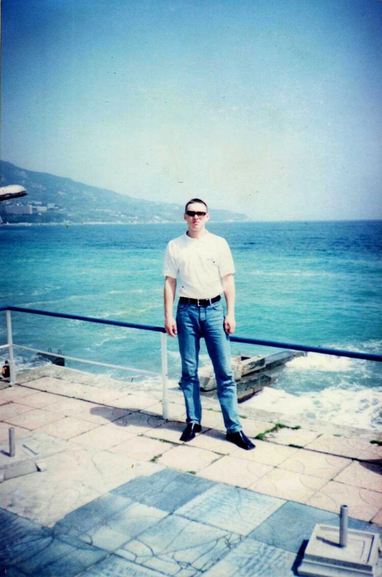  10970135  Denis, 37 ,    