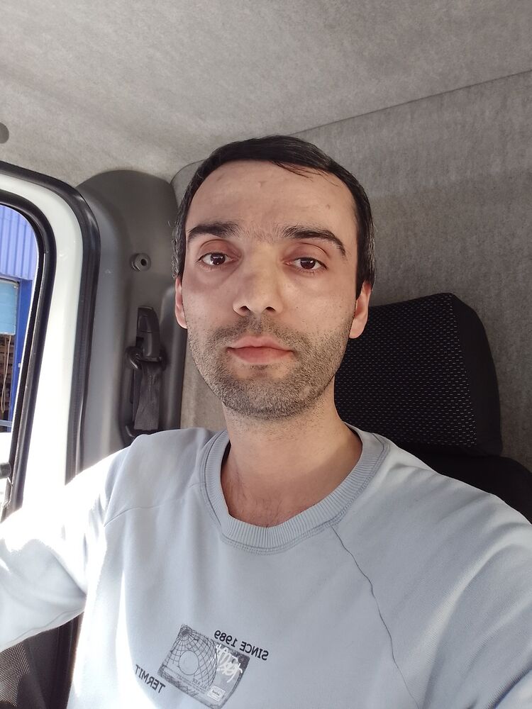  43275965  , 37 ,    