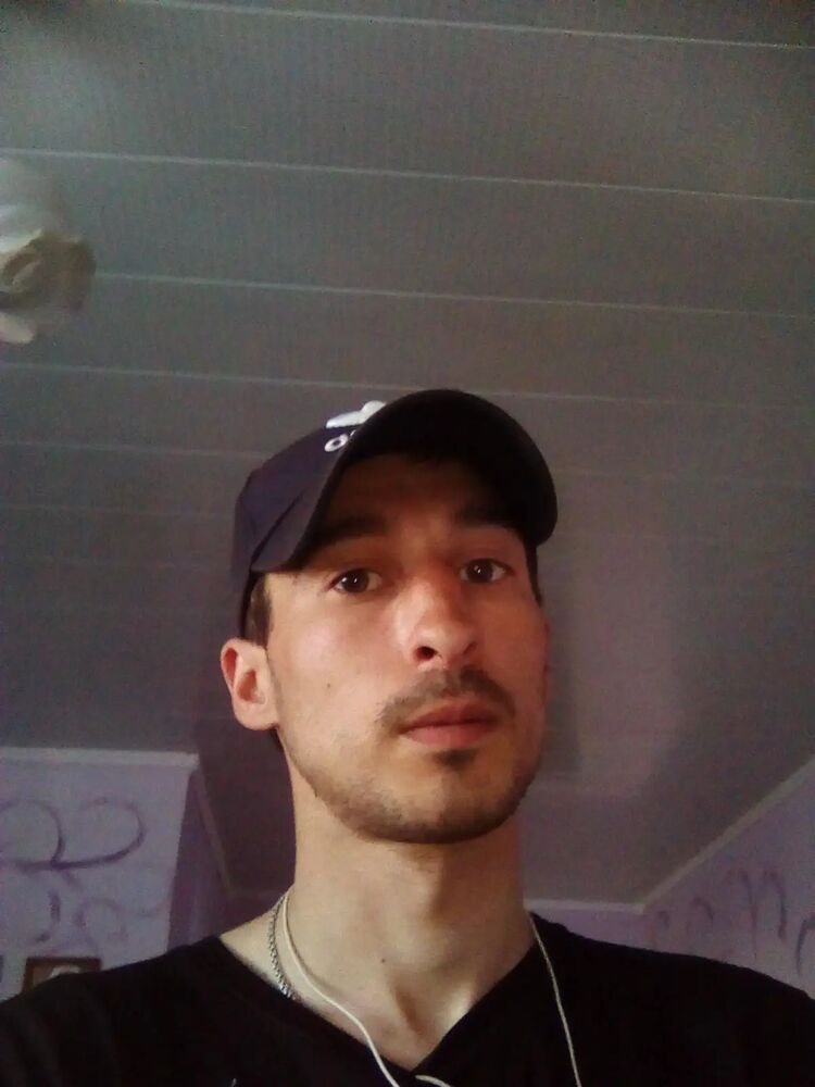  46852065  , 35 ,    