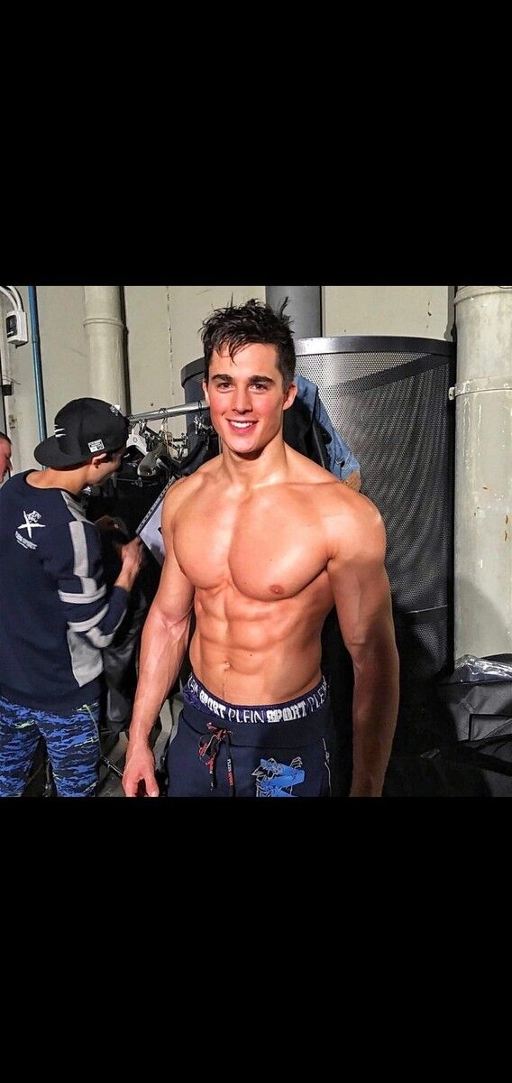 ���� 14209295 ������� �������, 32 ����, ���� ���������� � ������