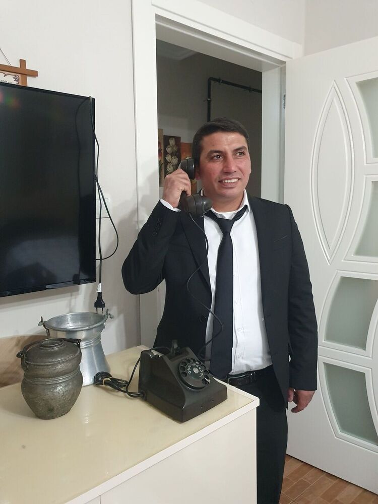  44149445  Hasan, 37 ,    Mercin