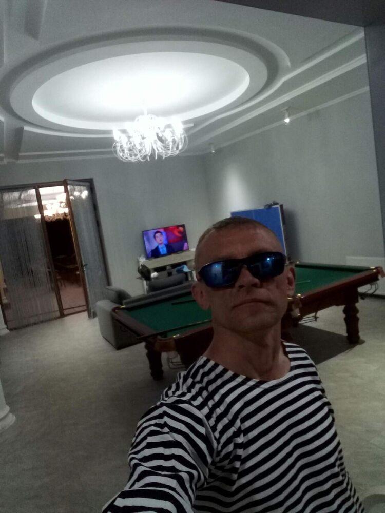   ,   Ivan, 46 ,   ,   , c , 
