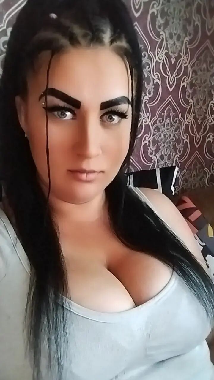  45643875  , 33 ,    