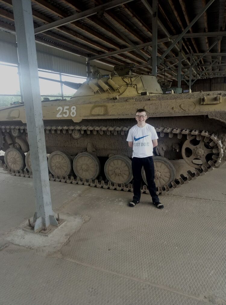  16511985  , 22 ,    