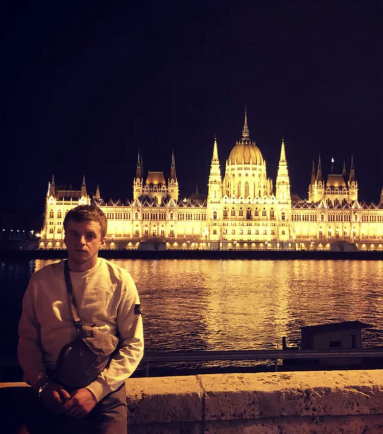  34484495  Alexandr, 37 ,    