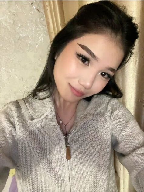  54672425  Altynai, 24 ,    