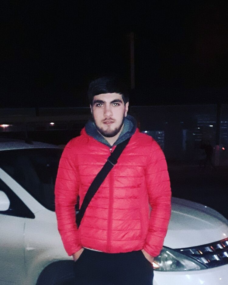  ,   Arman, 29 ,   ,   , c 