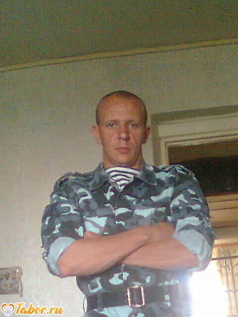  11524225  MIKHAIL, 42 ,    