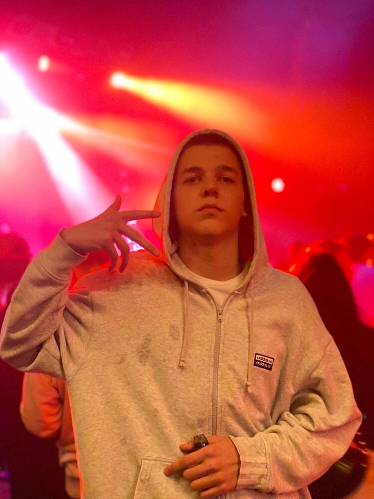 ���� 35371875 ����� �����, 21 ���, ���� ���������� � �������������