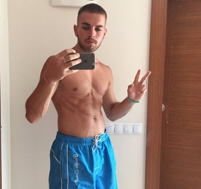  ,   Akram, 27 ,   ,   , c 