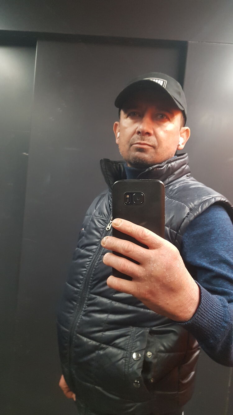  33828065  , 47 ,    