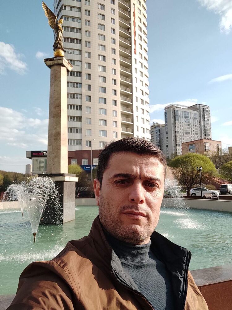  34194555  RASUL, 42 ,    