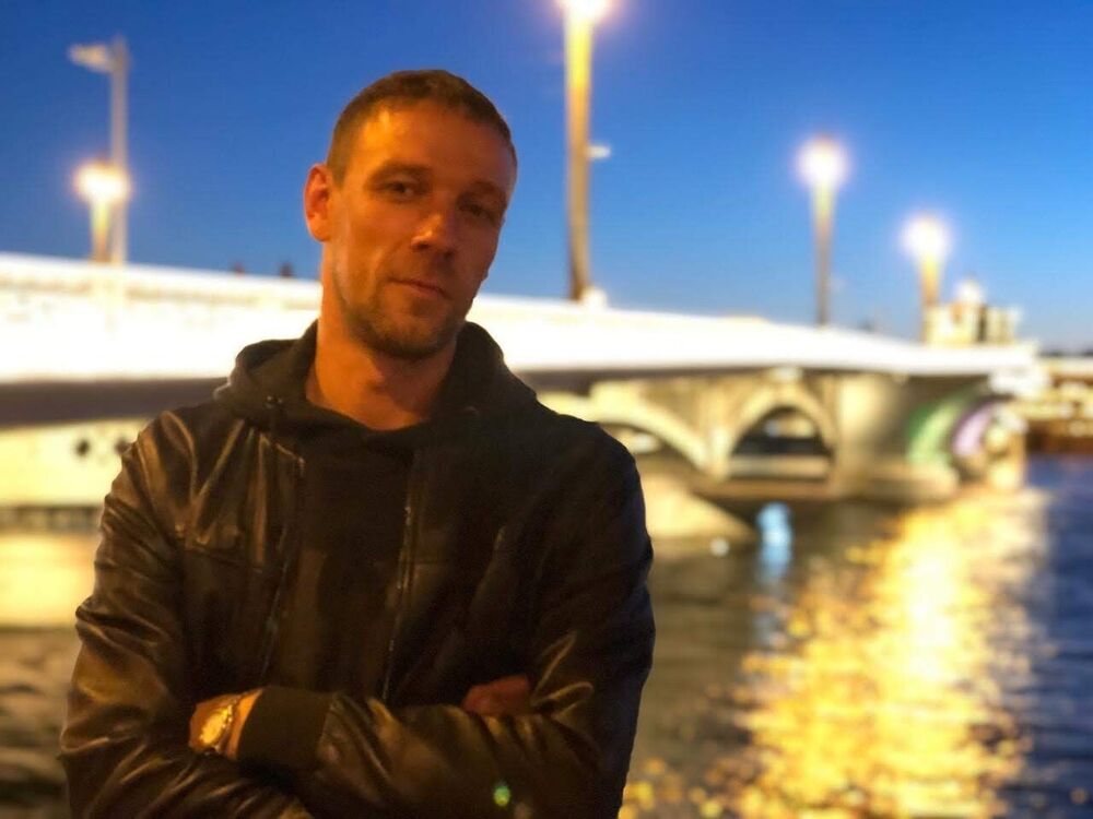 ���� 37852835 ������� �����, 42 ����, ���� ���������� � �����-����������