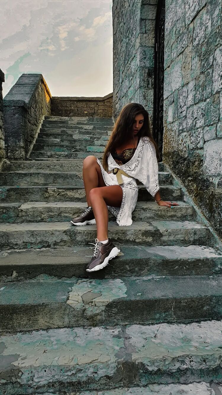  28134015  Katrin, 28 ,    