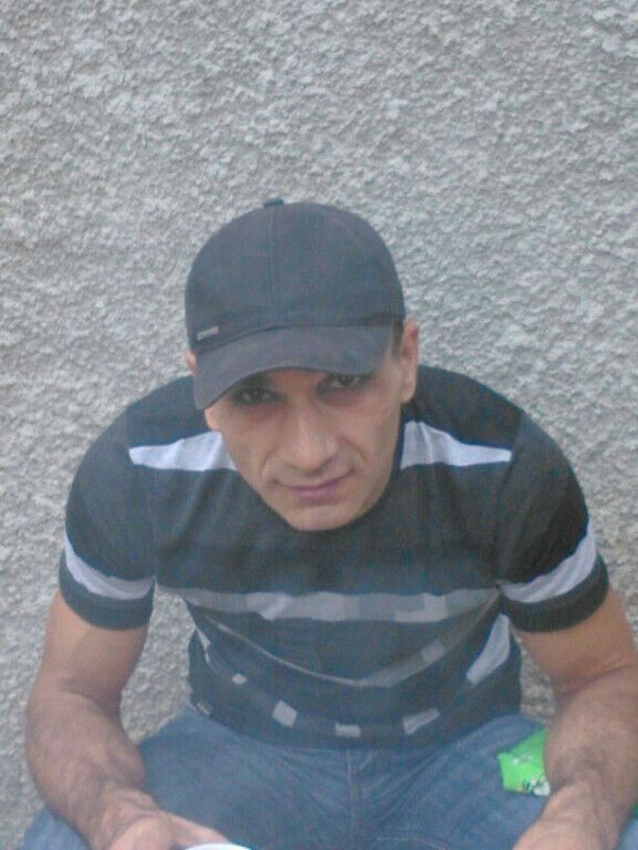  20641465  Armen, 48 ,    