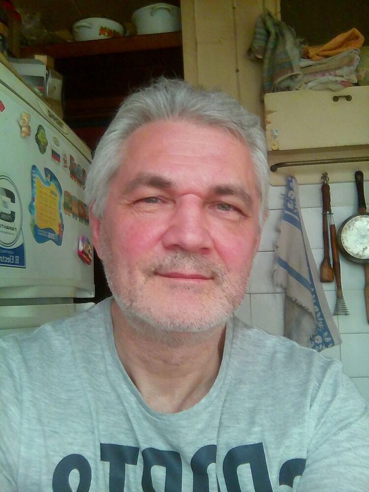  9988555  Vlad, 66 ,    