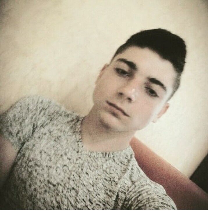  15681055  , 25 ,    