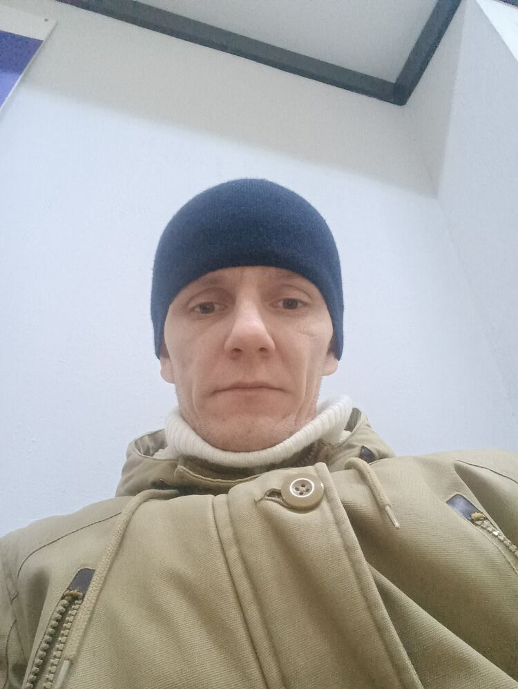  47366175  , 40 ,    
