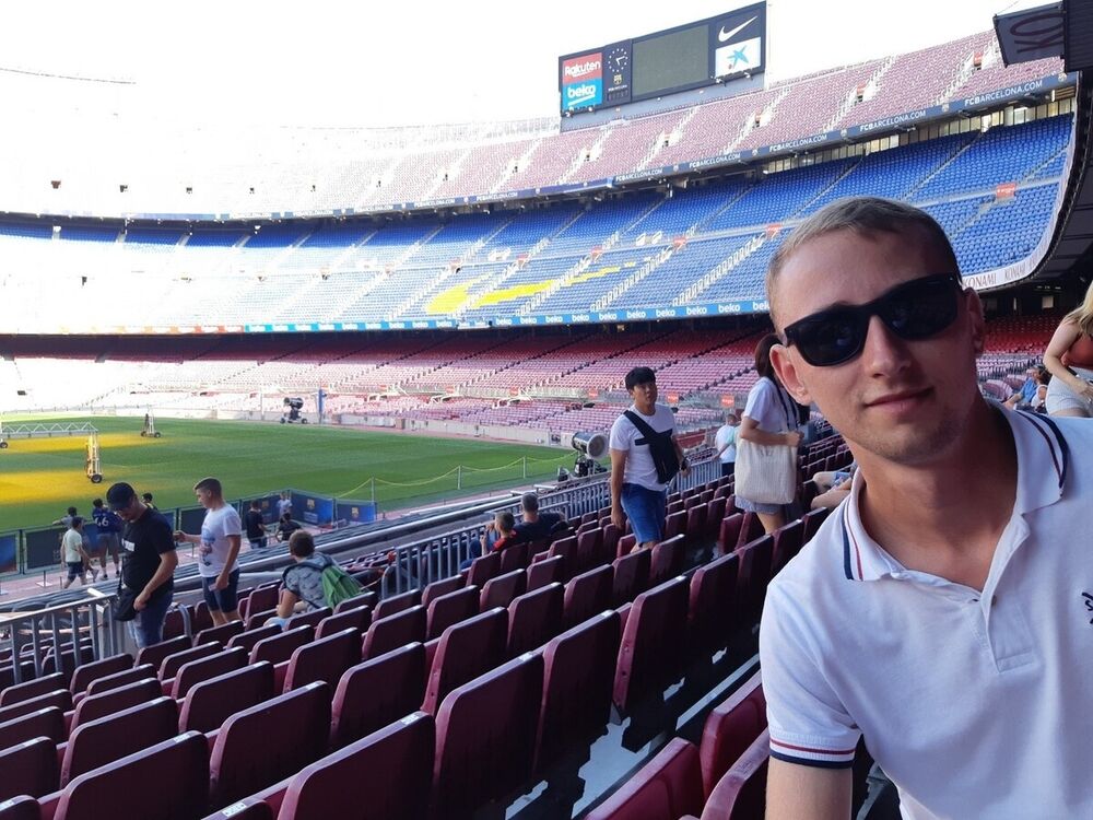  22398715  Pavel, 31 ,    