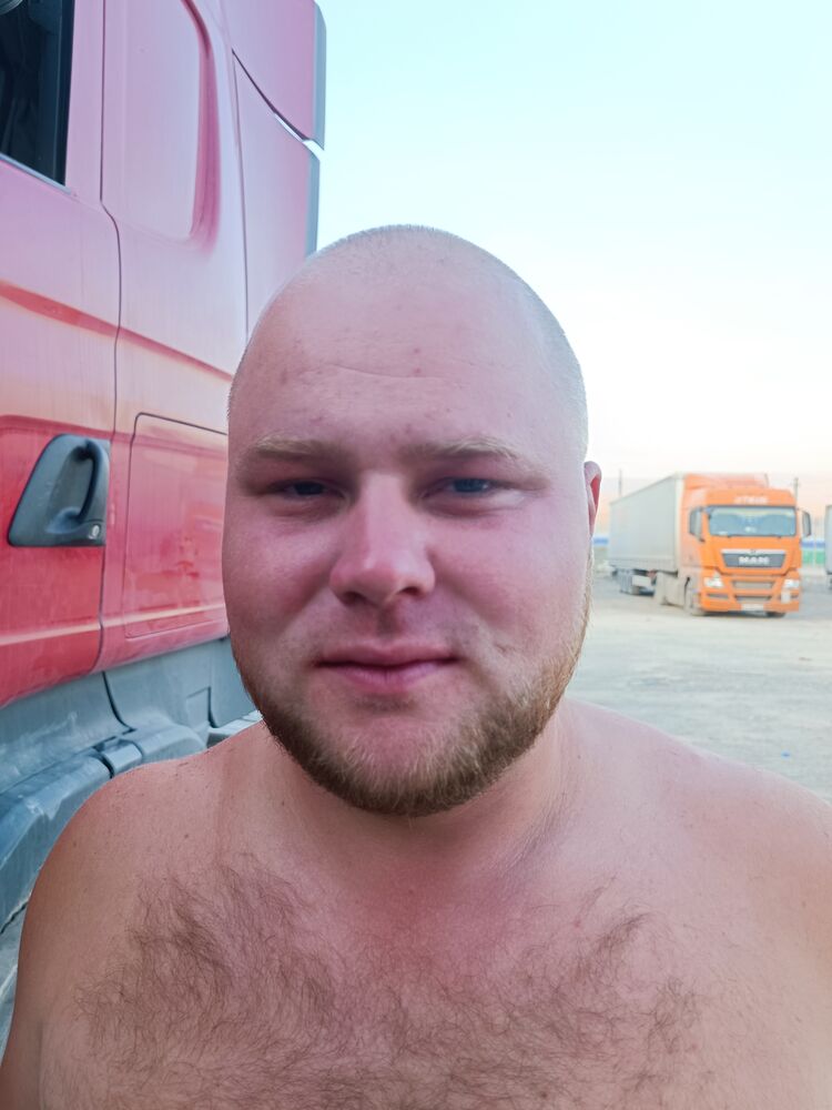  39647115  Alexey, 31 ,    
