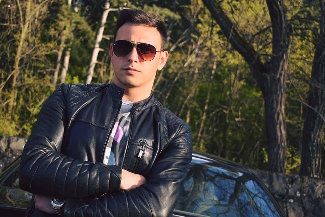  18144695  Goran, 31 ,    Ohrid