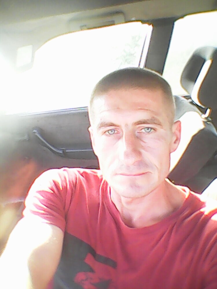  20592715  , 37 ,    