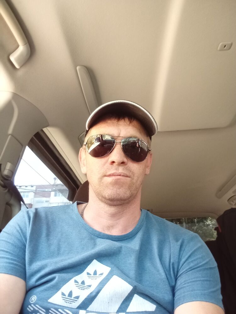  52807275  , 37 ,    