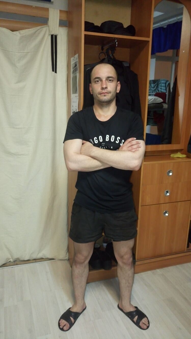  ,   Evgeny, 34 ,   ,   , 