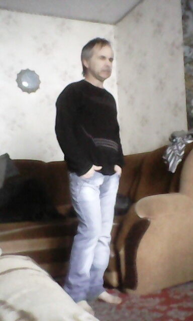  9415905  Volodya, 61 ,    