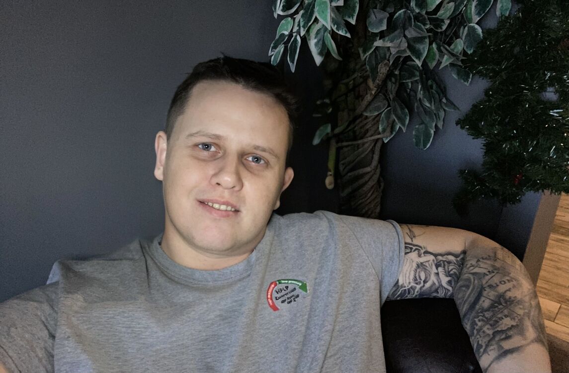  ,   Nik, 41 ,     , c 