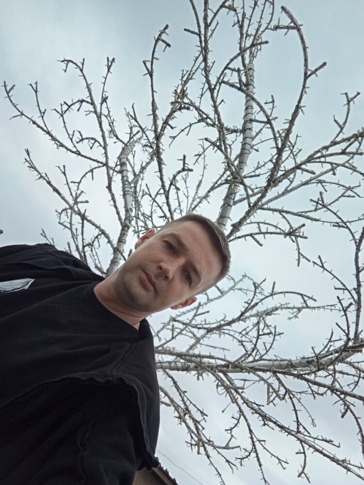  46174625  Yaroslav, 35 ,    -