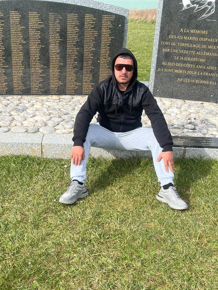  51243515  Mayis, 41 ,    Palais-Bourbon