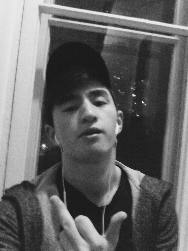  14037345  Mario, 25 ,    